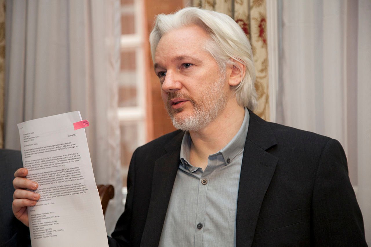 RUEDA_DE_PRENSA_CONJUNTA_ENTRE_CANCILLER_RICARDO_PATIÑO_Y_JULIAN_ASSANGE